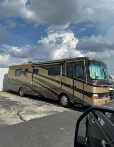 Class A Motorhome(Santiam by Beaver Motorcoaches) | Texas RV Buyers